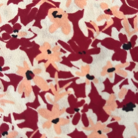 NYDJ Ditsy Floral Petal Short Sleeve Fairy Dust Floral Print Blouse Size S NEW - Picture 15 of 15